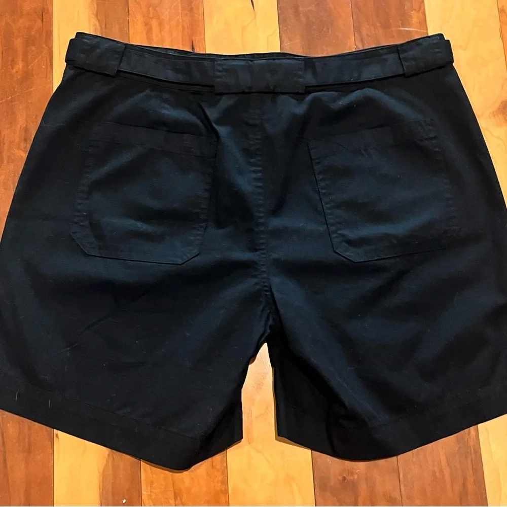 Ralph Lauren Size 6 Black Flat-Front Shorts Ring Belt 100% Cotton Quality Chic